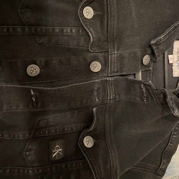 Used Calvin Klein Jean jacket in good condition - Picture 3 of 4